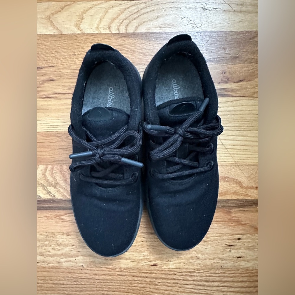 Women’s Allbirds wool runners